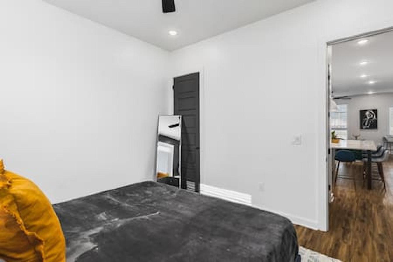 Spacious Home With Large Patio Rooftop Deck And Garage Nashville Dış mekan fotoğraf
