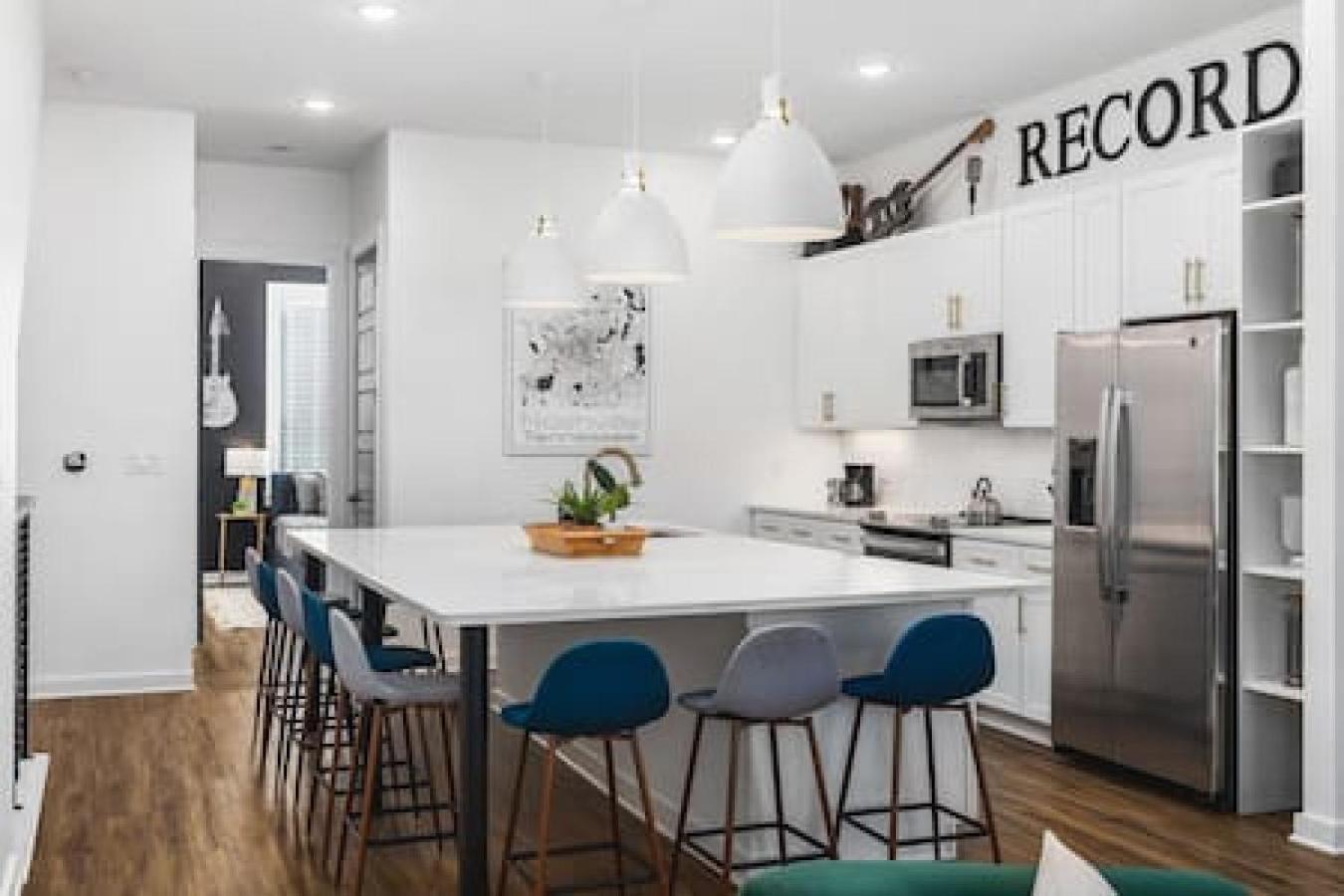 Spacious Home With Large Patio Rooftop Deck And Garage Nashville Dış mekan fotoğraf