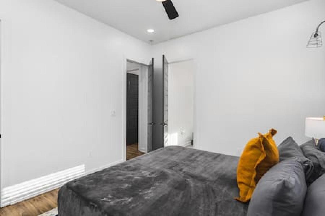 Spacious Home With Large Patio Rooftop Deck And Garage Nashville Dış mekan fotoğraf