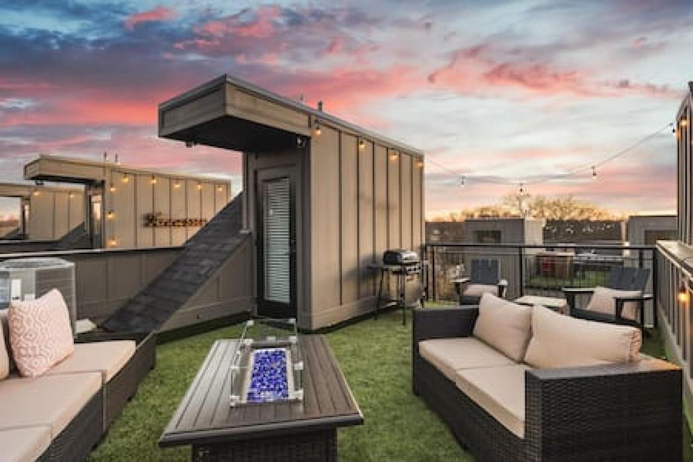 Spacious Home With Large Patio Rooftop Deck And Garage Nashville Dış mekan fotoğraf